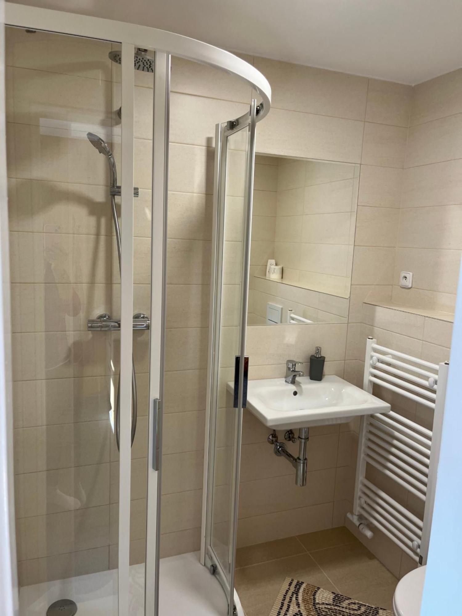 Ubytování Chotěvice Hostinné Exterior foto